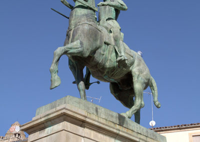 standbeeld pizarro